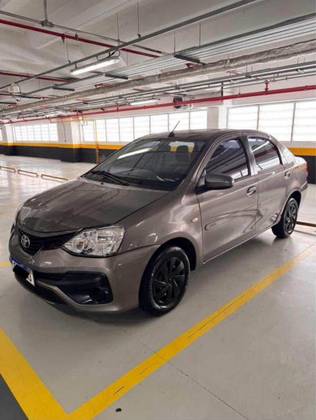 TOYOTA ETIOS 1.5 XS SEDAN 16V FLEX 4P AUTOMÁTICO TOYOTA ETIOS 1.5 XS SEDAN 16V FLEX 4P AUTOMÁTICO